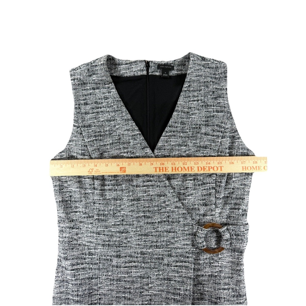 Ann Taylor 10 Gray Black Textured Knit Sleeveless Belted Sheath Dress Career - Picture 4 of 7